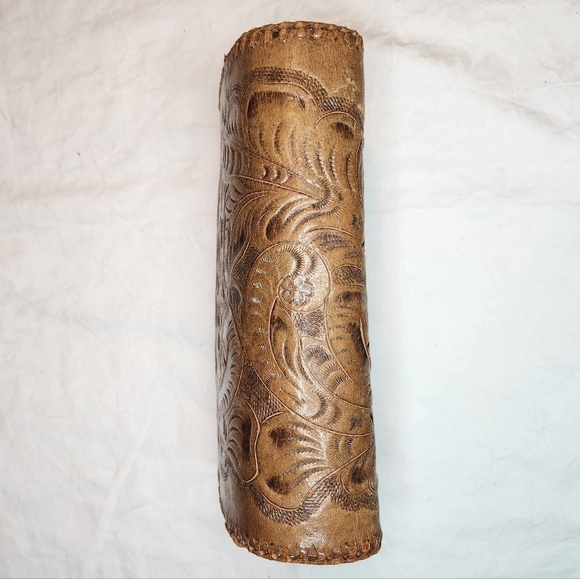 70s Reversible Handtooled Leather Purse - Picture 3 of 16